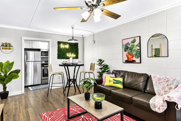 759 Apartments — student housing in Tallahassee near FSU